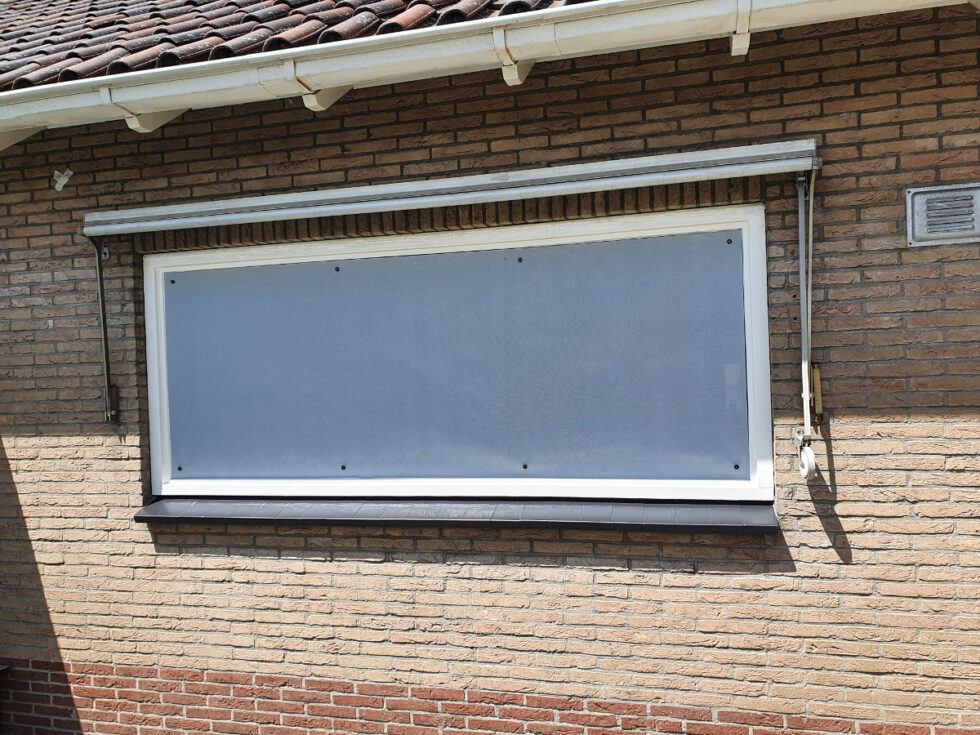 ACRYSIGN® Eco GEGOTEN PMMA | geelgroen | A618 | 8 | 3.050 x 2.030
