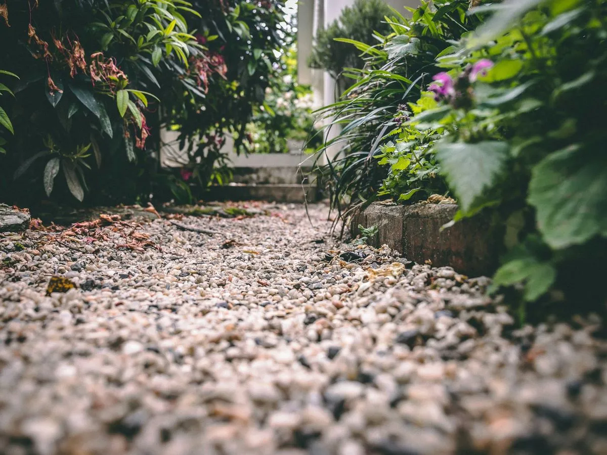 tips voor het aanleggen van tuinpaden