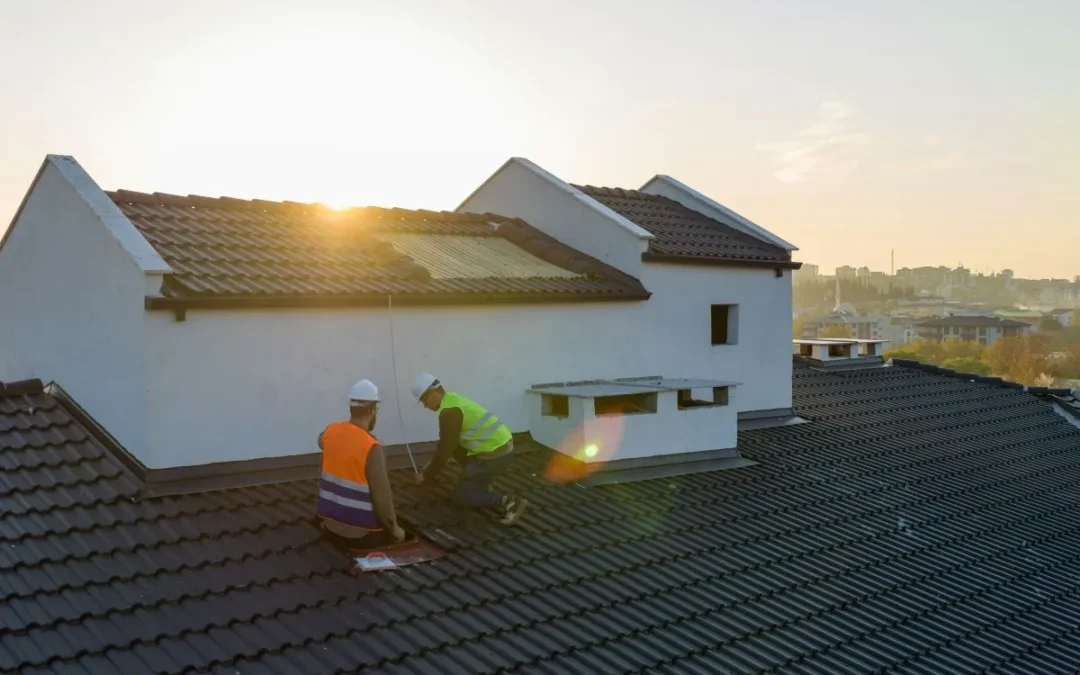 De veelzijdige rol van de dakdekker